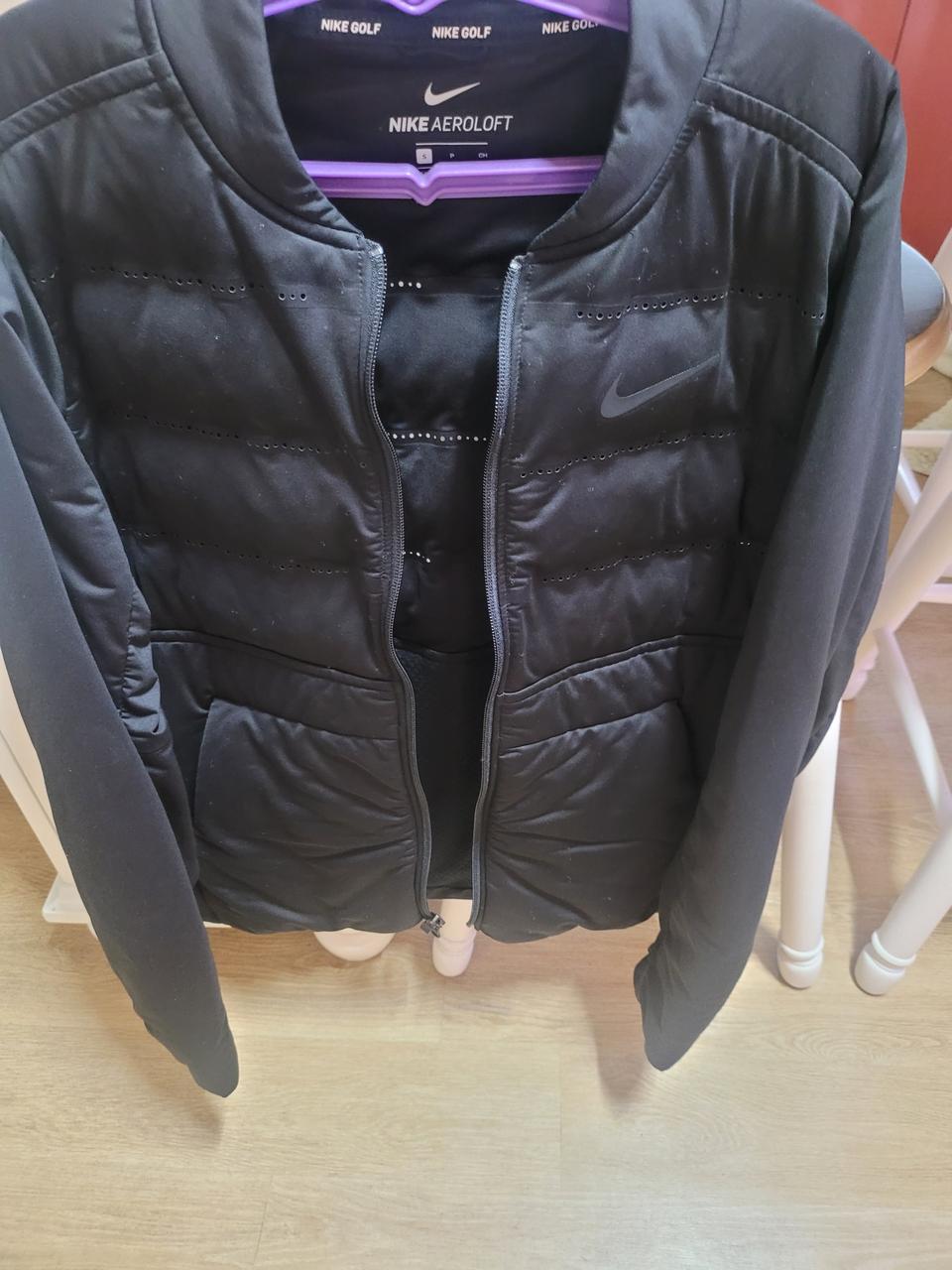 나이키 에어로로프트 s 무료배송