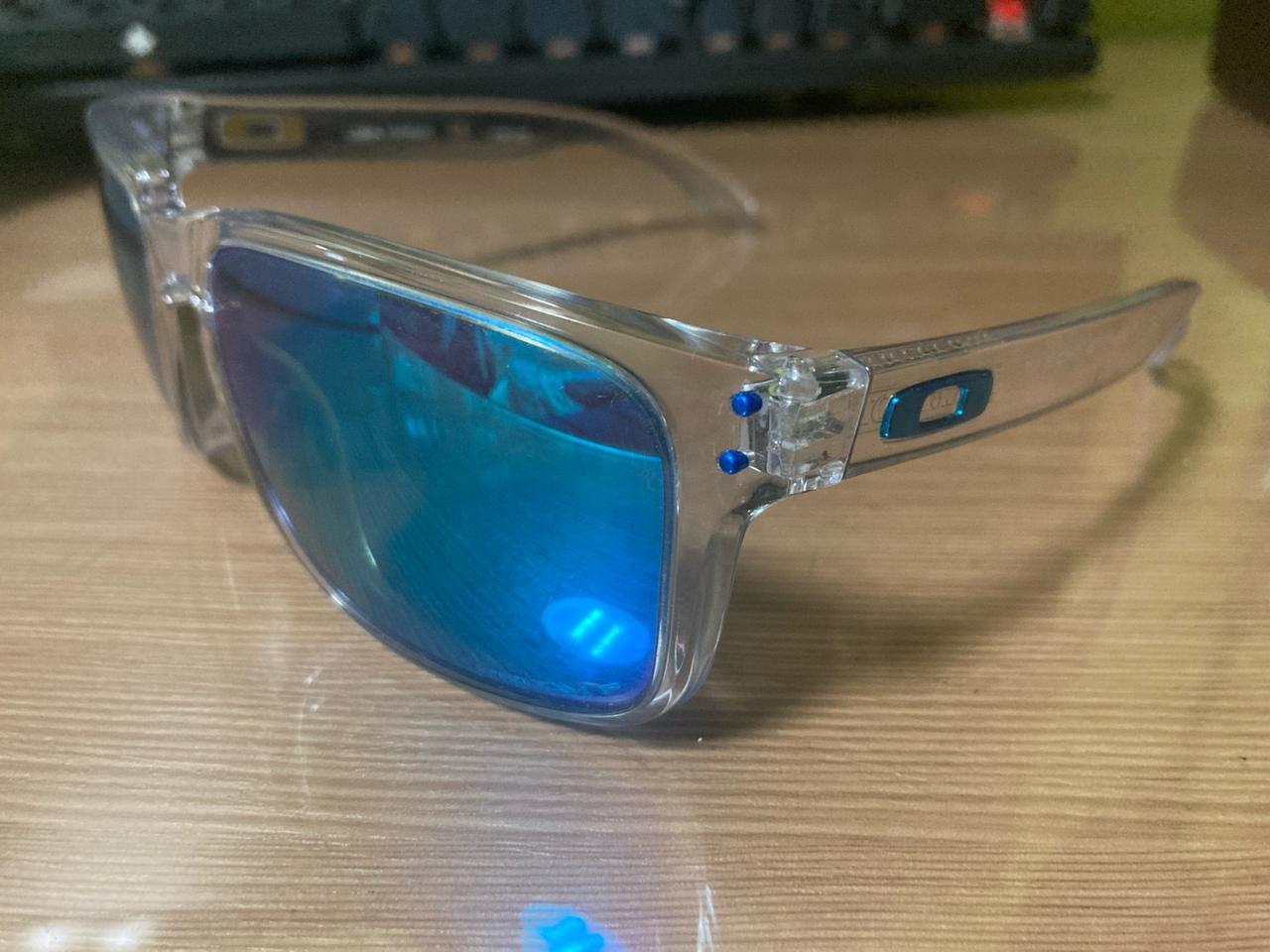 오클리 편광선글라스 판매합니다