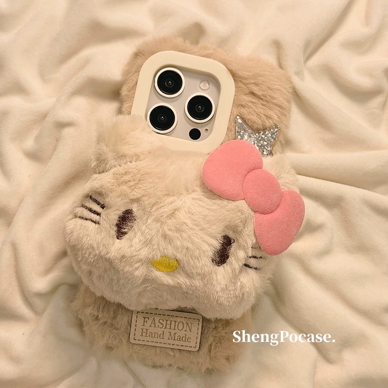 인기 털뽀글이  hello kitty 아이폰15케이스