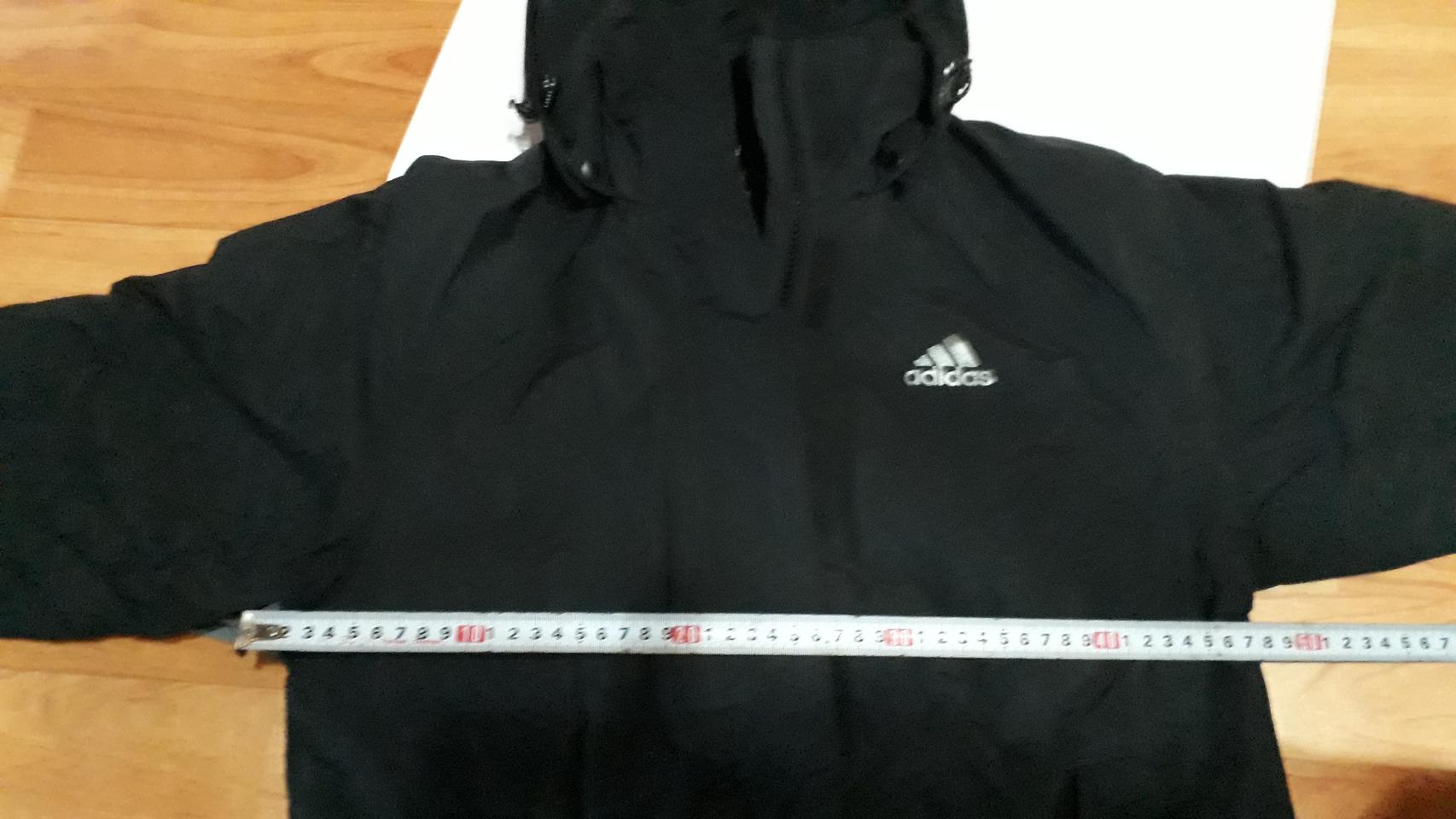 아디다스 클라이마프루프 정품 자켓입니다