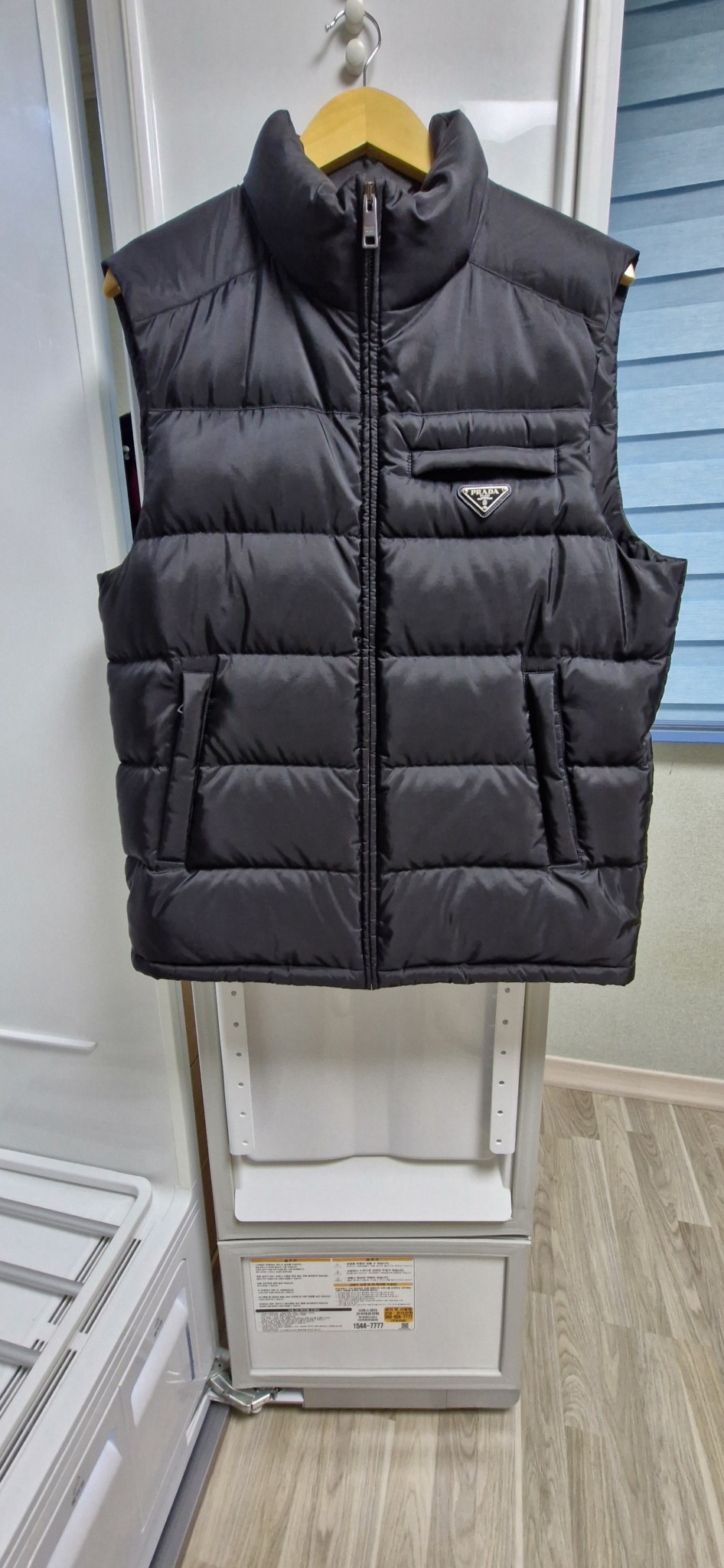 프라다 패딩조끼