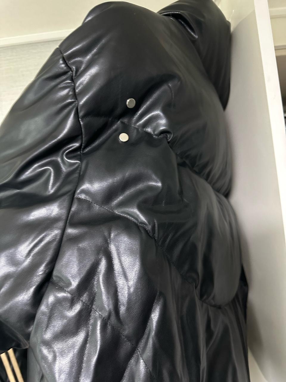 비슬로우 래더 패딩자켓