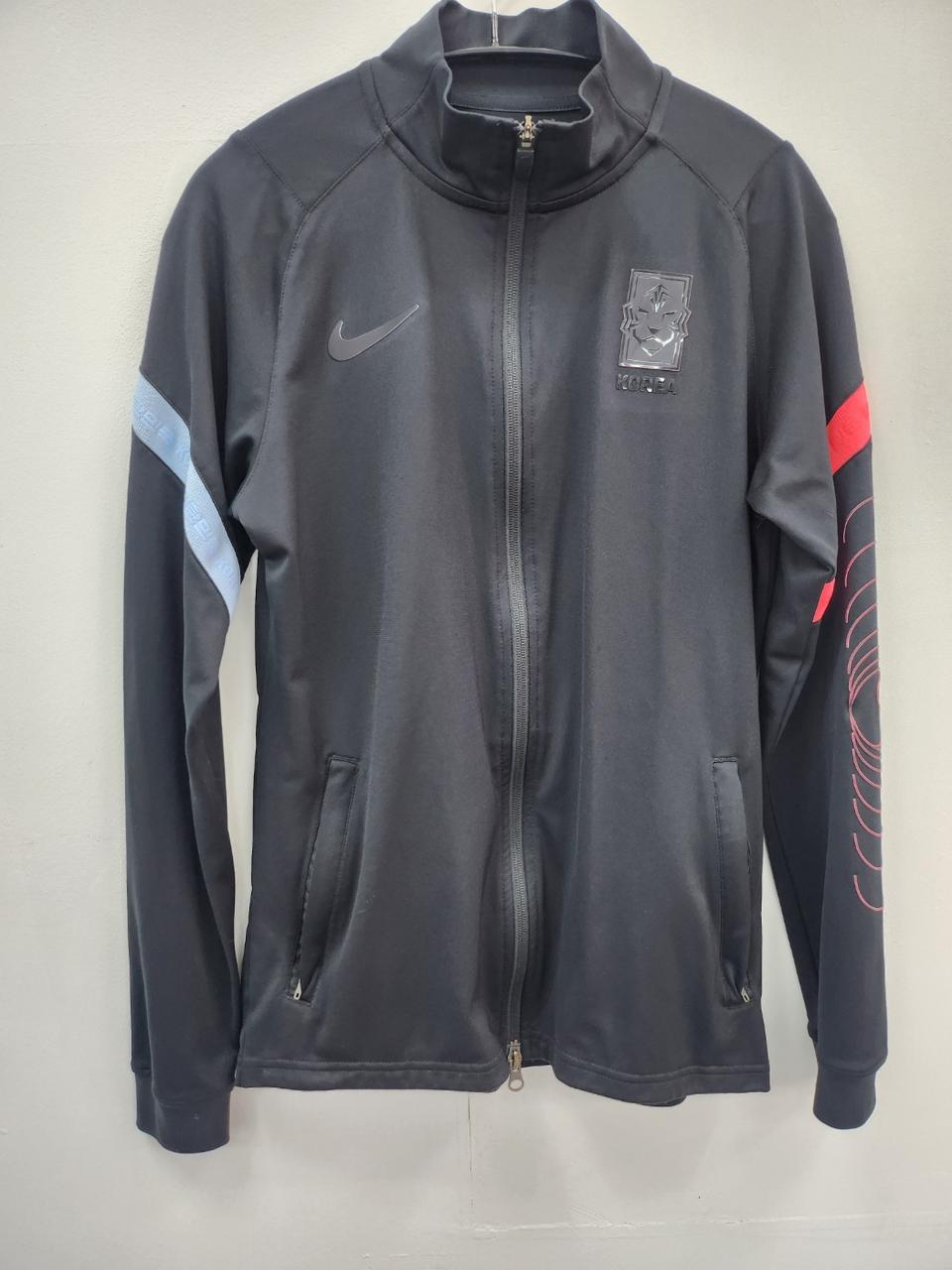 나이키 국가대표 트레이닝복 상의 M 사이즈 팝니다