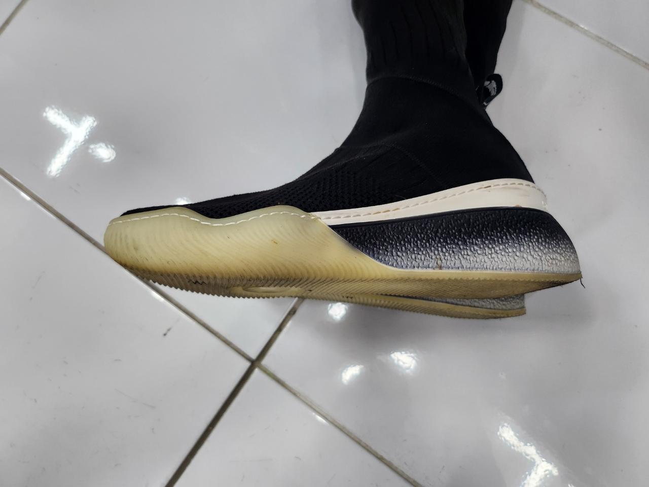 스텔라메카트니 롱 삭스 슈즈 230팝니다.