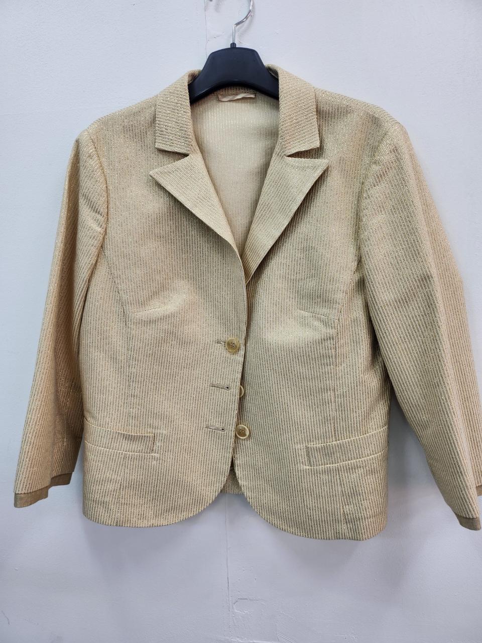 에트로 자켓 44 사이즈 팝니다