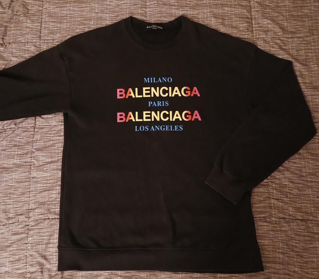 발렌시아가 맨투맨 100(L)