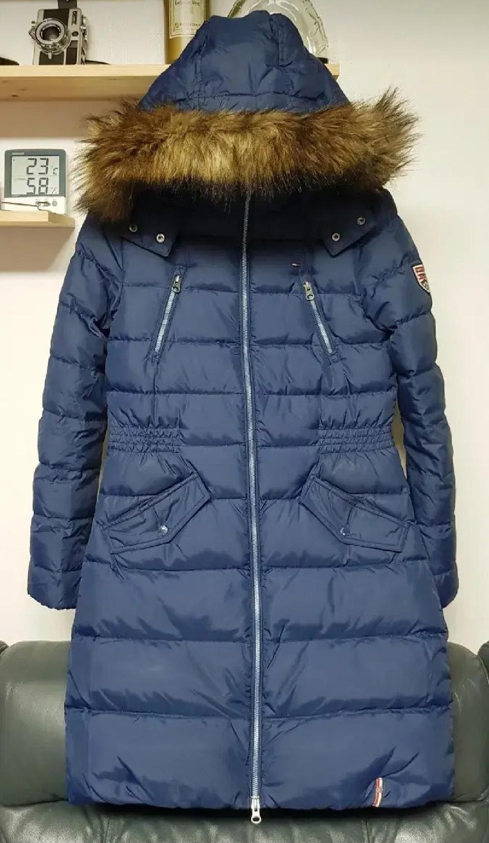 타미힐피거 데님 플레인 폴리 다운 롱패딩 점퍼, 벤치코트