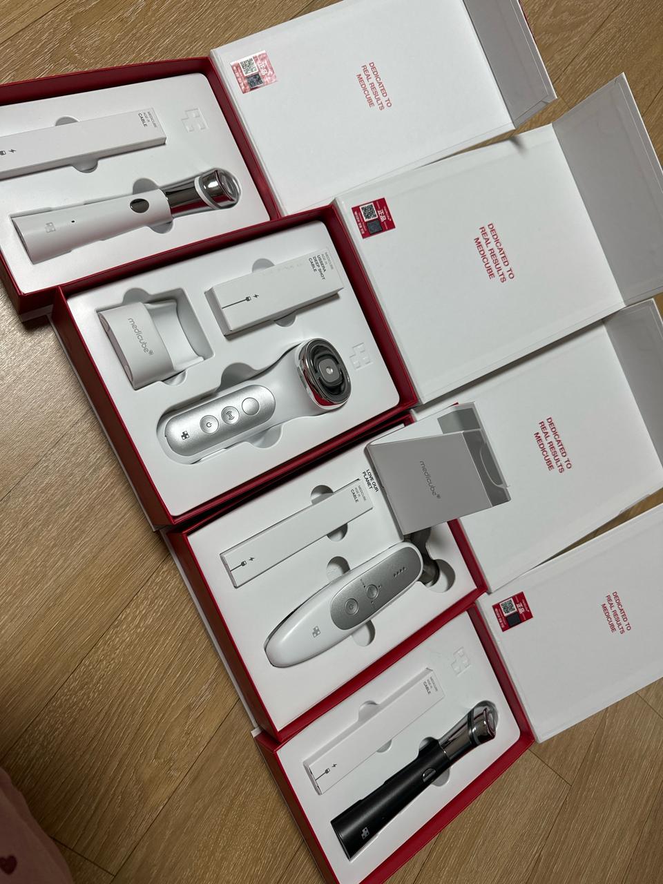 메디큐브 에이지알 뷰스터힐러, 에어샷 (박스 풀세트)