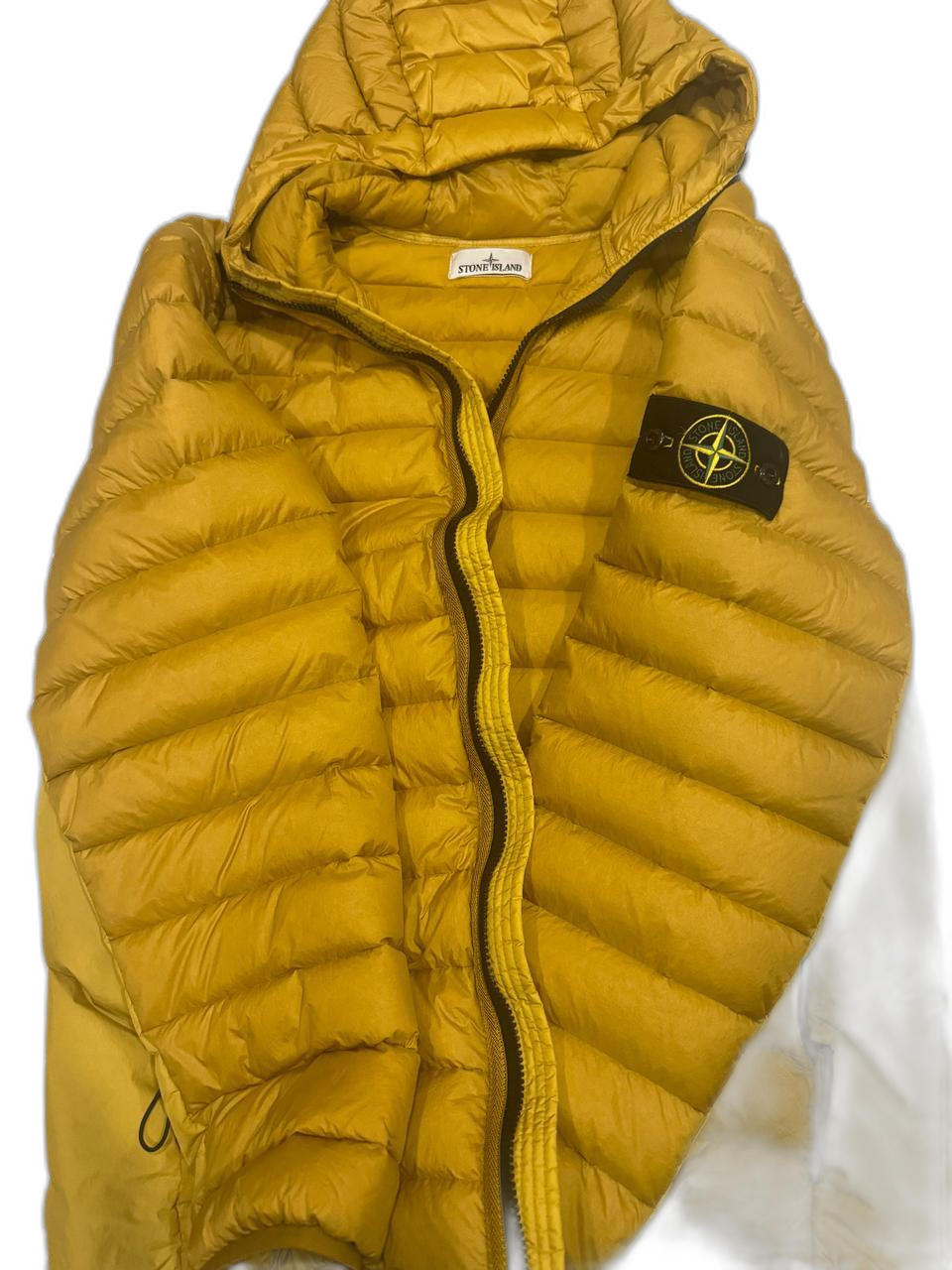 스톤아일랜드 룸우븐 경량패딩