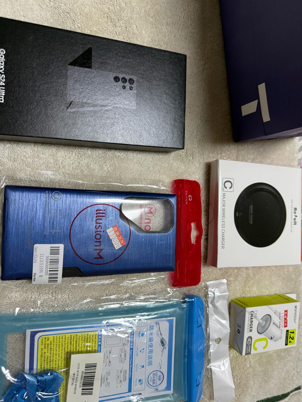 갤럭시S24울트라 256GB 블랙 티타늄 팔아요!