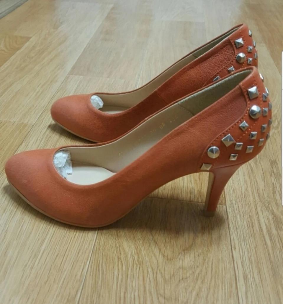 SI 양가죽 찡구두 235 ( 오렌지ㆍ미사용품 ) 팝니다!!