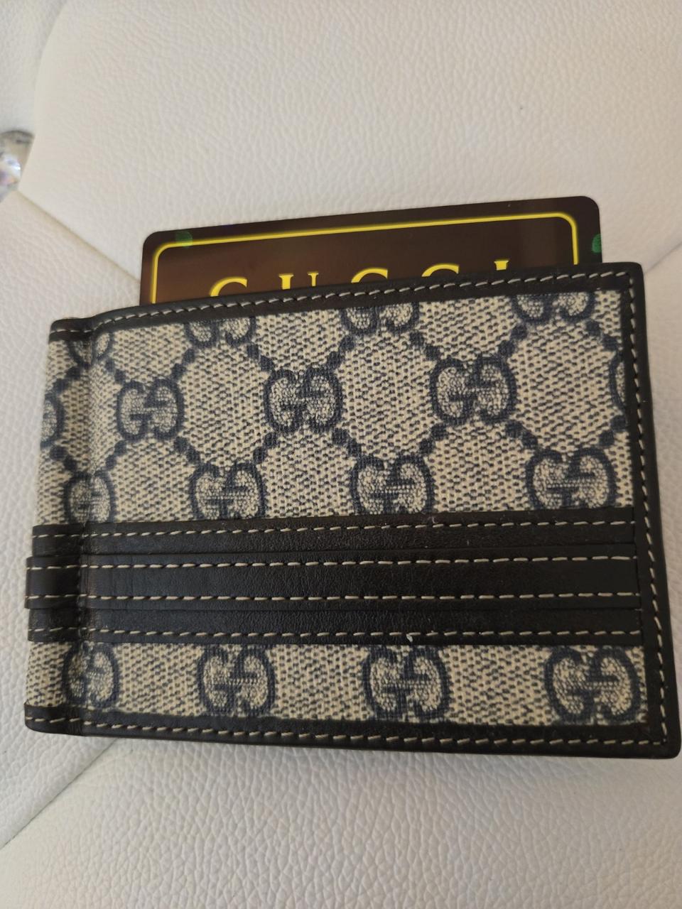 이태리 최고급 양가죽 반지갑 새 상품