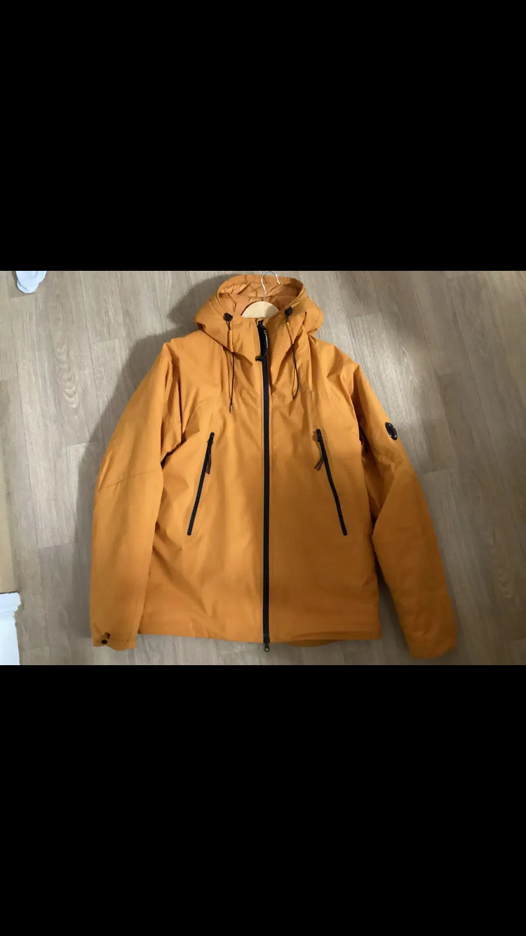 Cp 컴퍼니 경량패딩