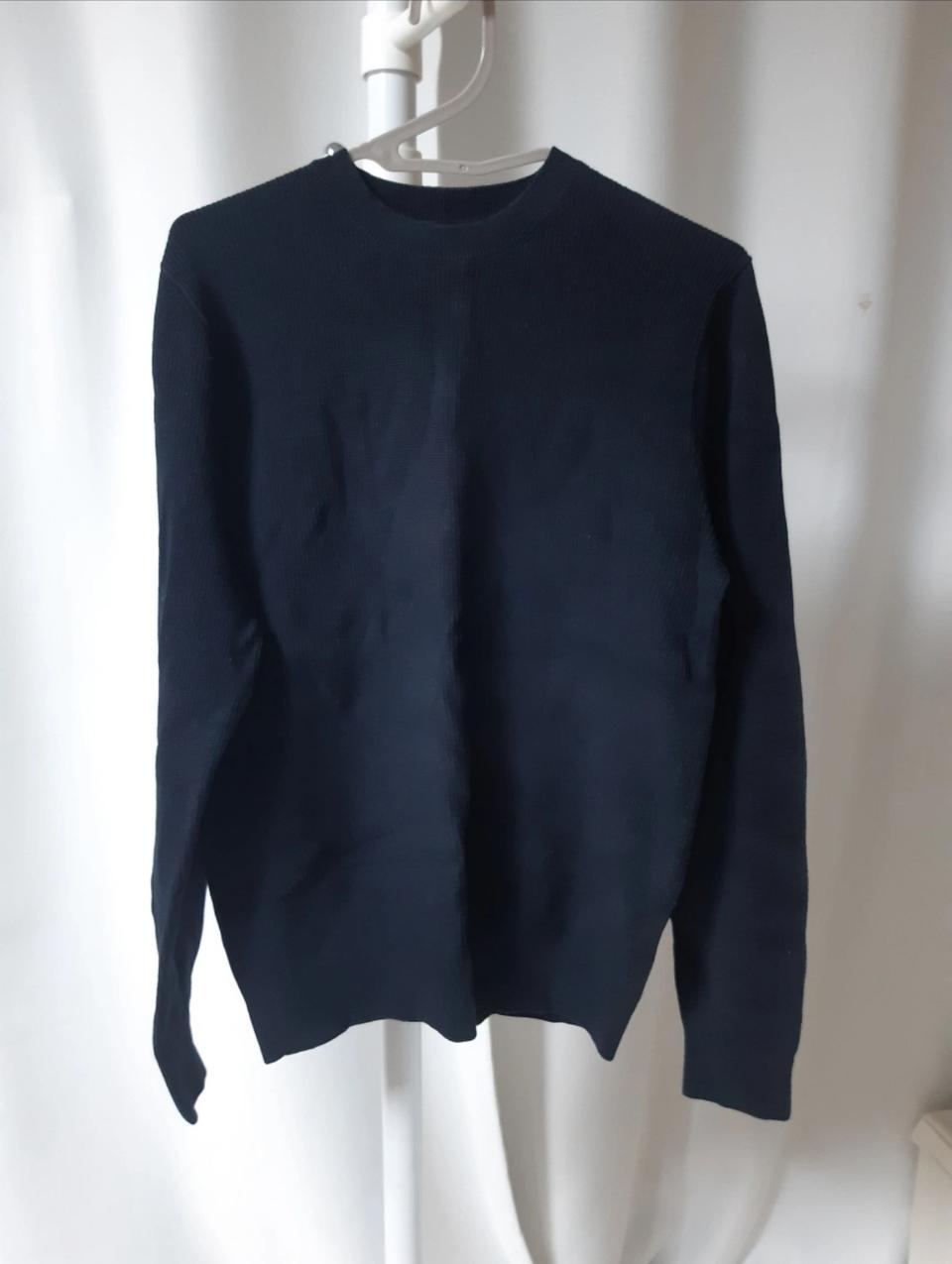 COS 라운드 니트