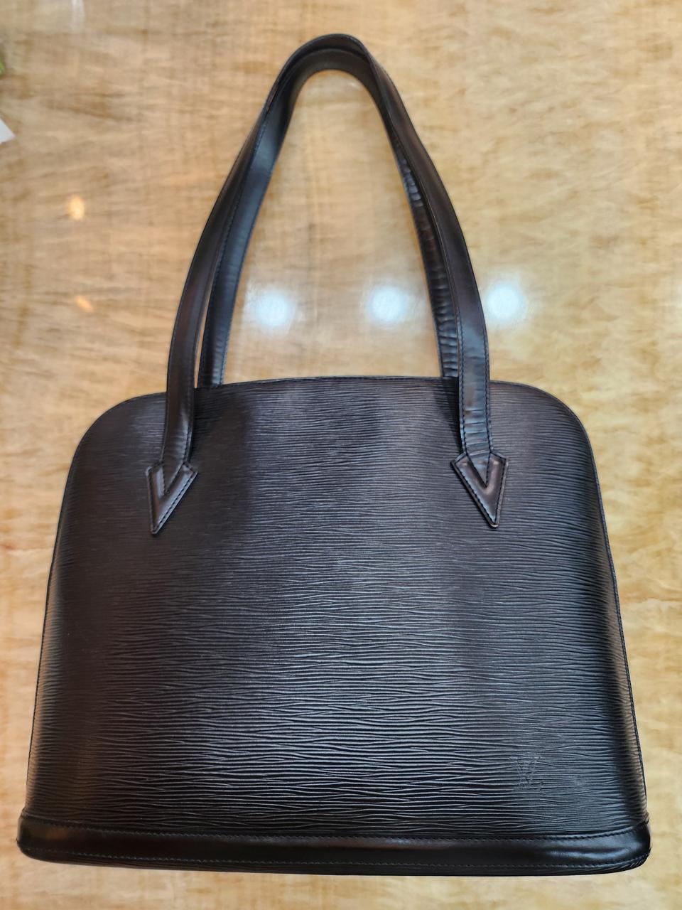 루이비통 에삐 블랙 숄더백(정품)