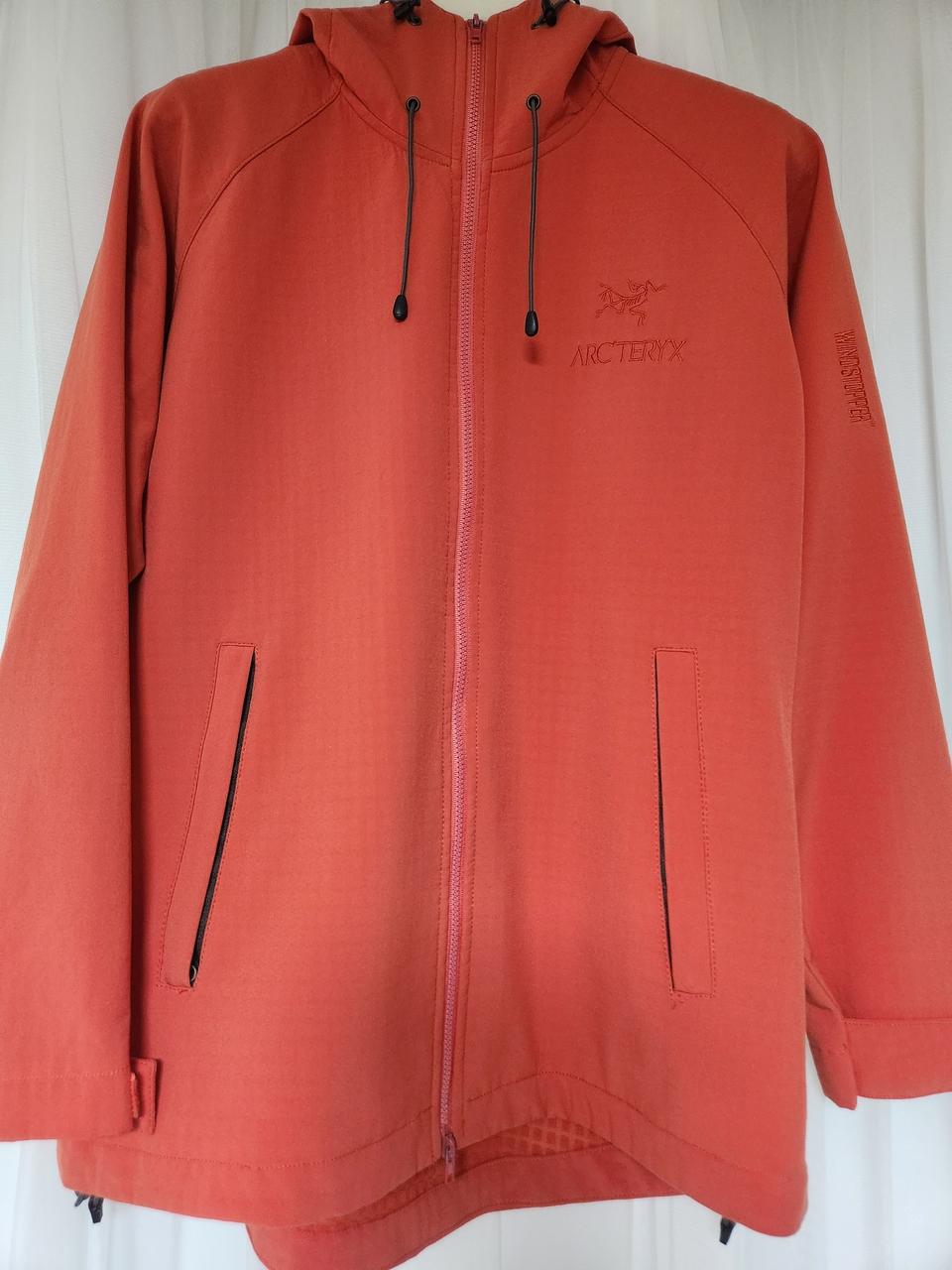 아크테릭스 윈드스퍼 자켓 여성