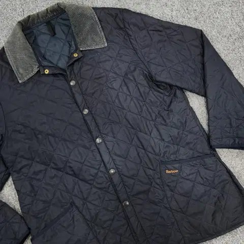 Barbour 바버 ESKDALE 퀼팅 에스크데일 자켓 XL