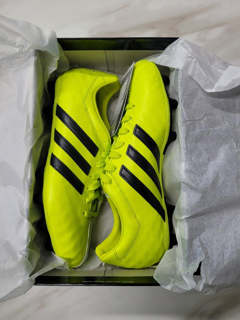 새상품 MADE IN JAPAN 아디다스축구화 파티쿠