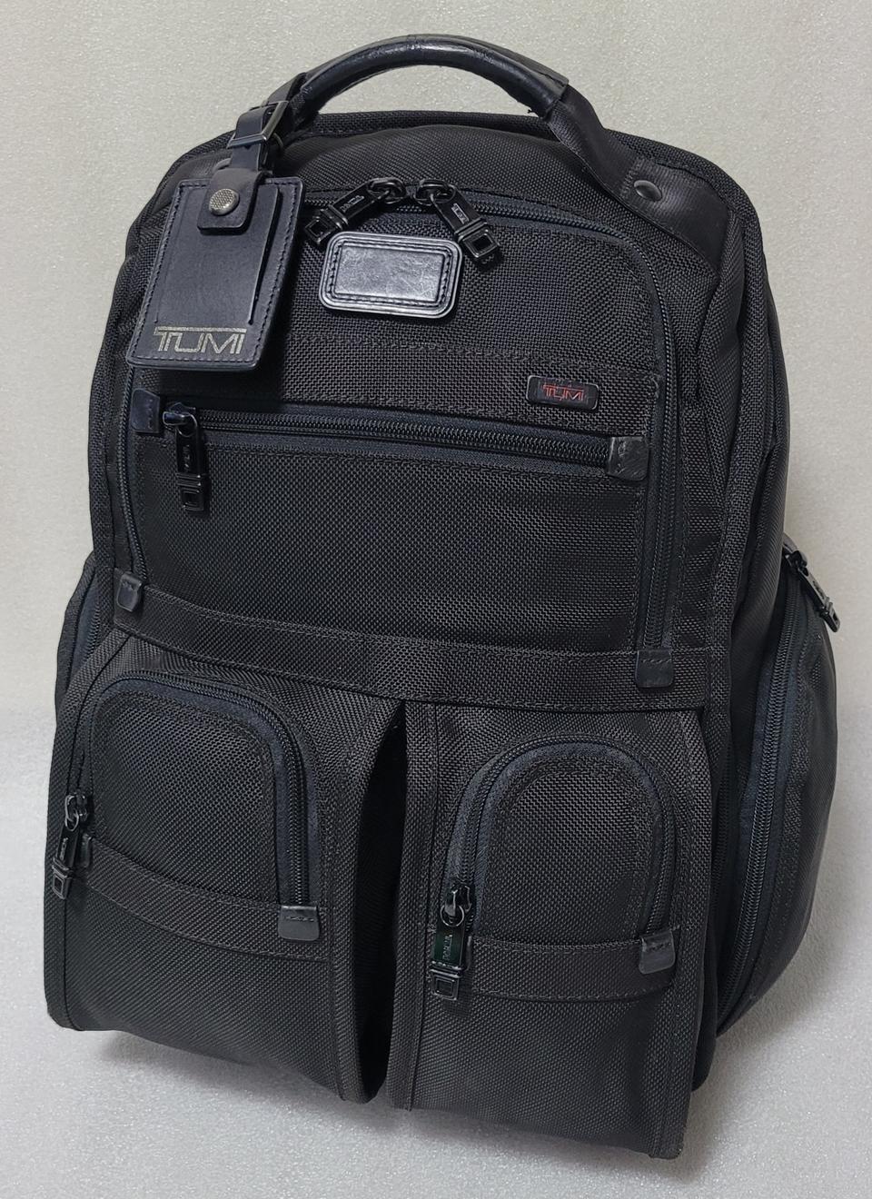 tumi backpack 26173 | Alpha this pack features a dedicated padded compartment that protects laptops up to 15 and a separate pocket for your tablet TUMI - Alpha Brief Pack