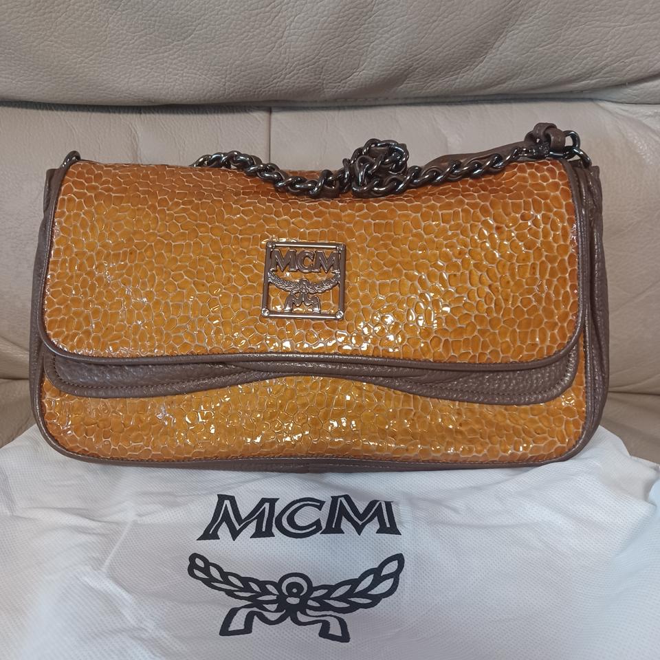 MCM 숄더백