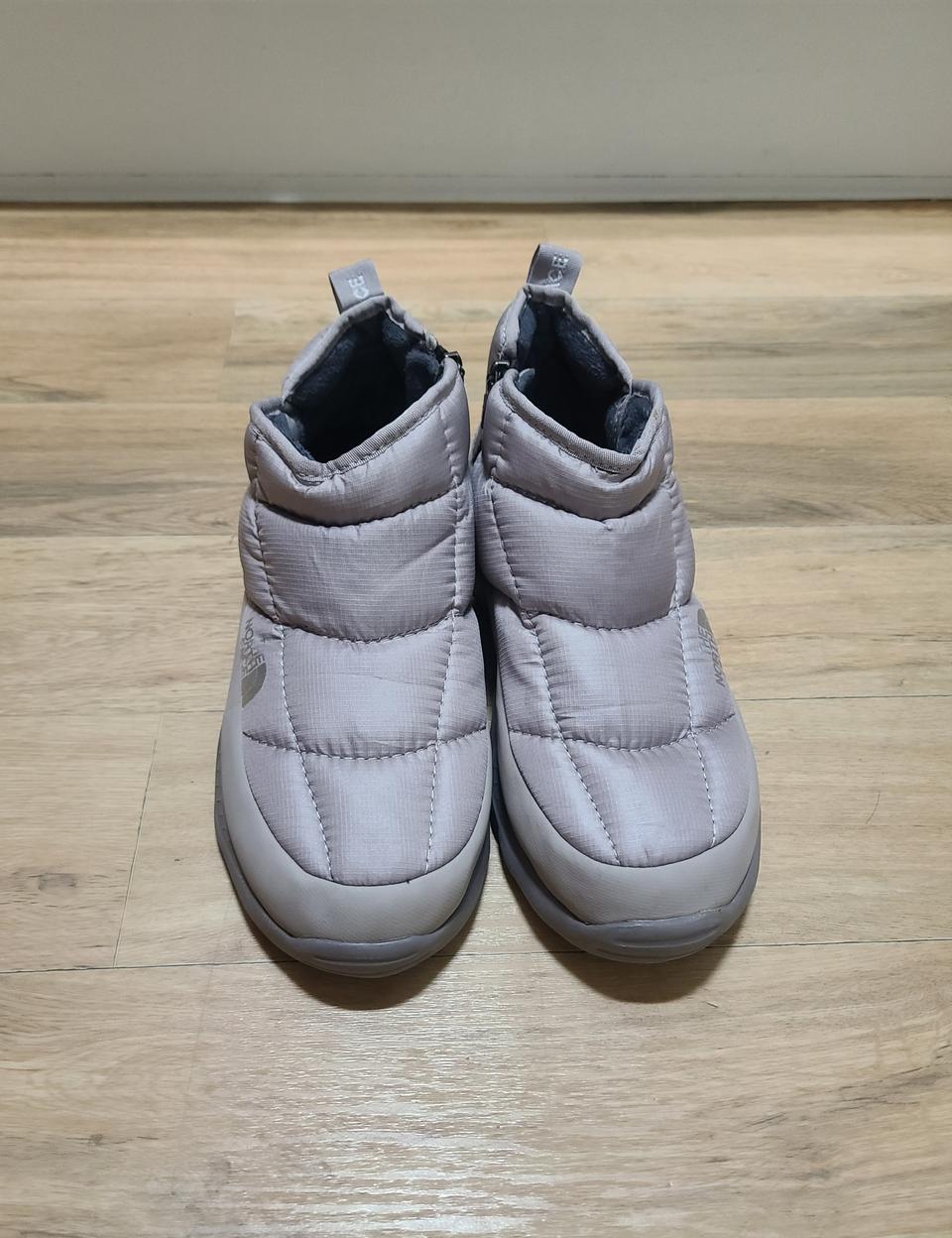 노스페이스 패딩부츠(250)