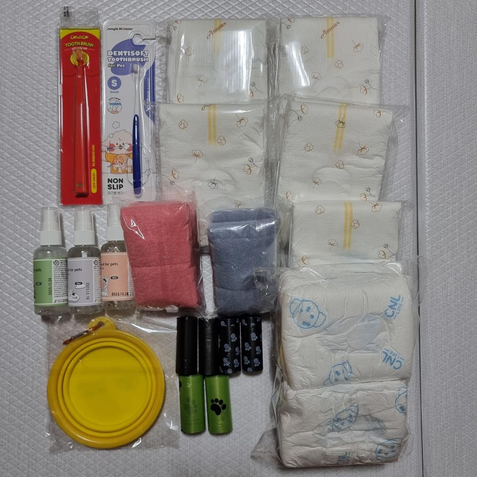 강아지용품 여아용기저귀, 칫솔, 탈취제, 노즈워크 장난감, 배변봉투