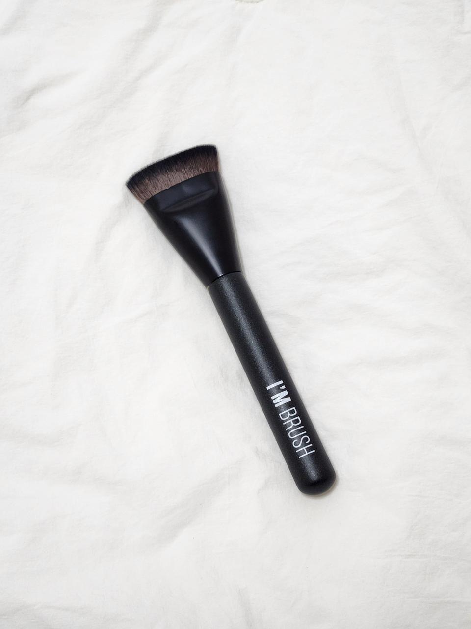 [새상품]아임미미 아임브러쉬 #B018 파데브러쉬