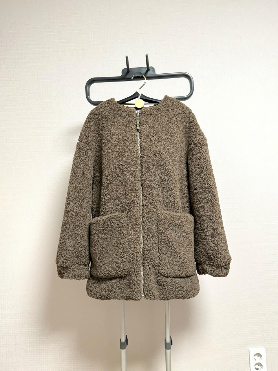 자라 뽀글이집업코트