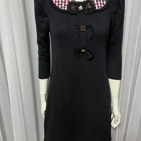 레니본 니트 원피스