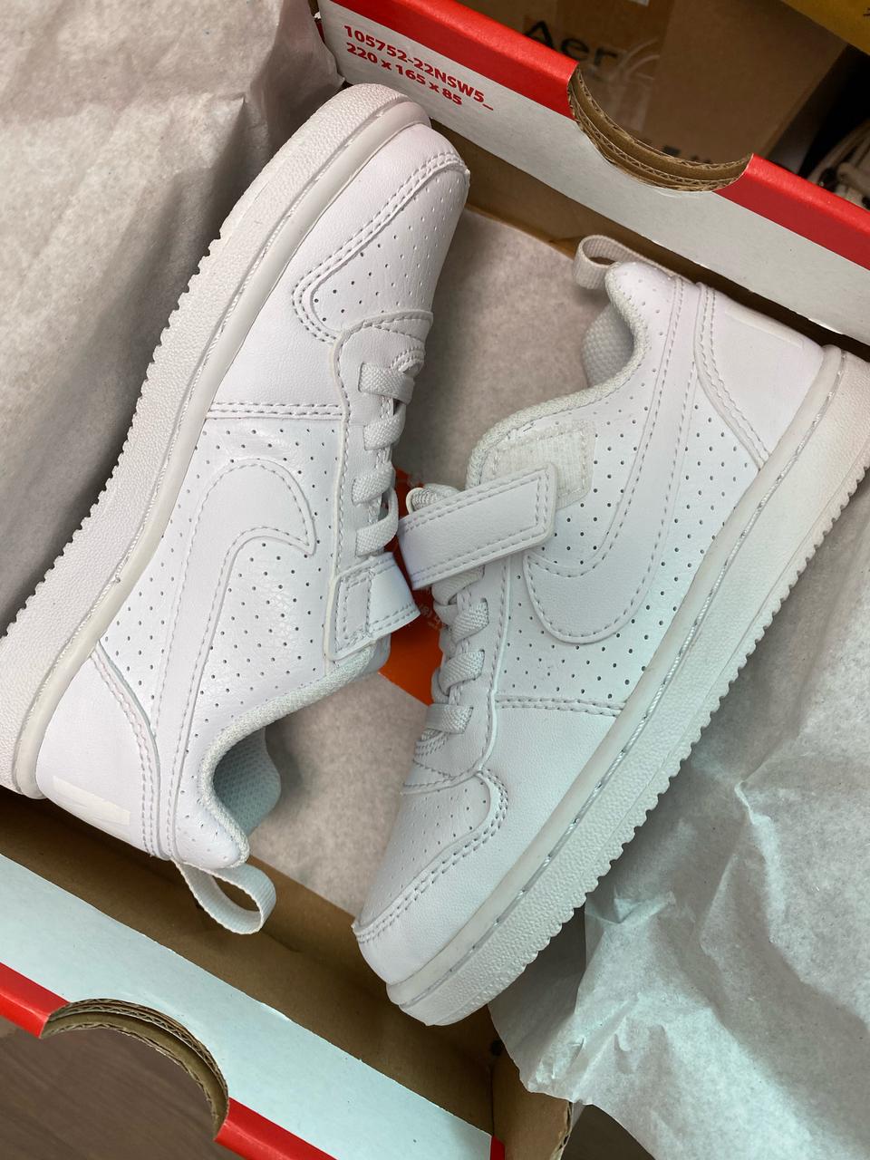 (새상품) 나이키 코트버로우 AV3167-100 사이즈170