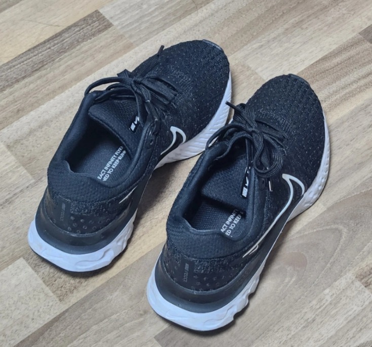 나이키 리액트 인피니티 런 3 ( 런닝화 ) 240