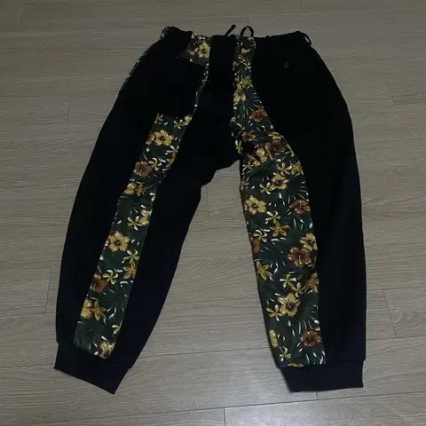 Y-3 플라워 패턴 트레이닝 조거팬츠 바지