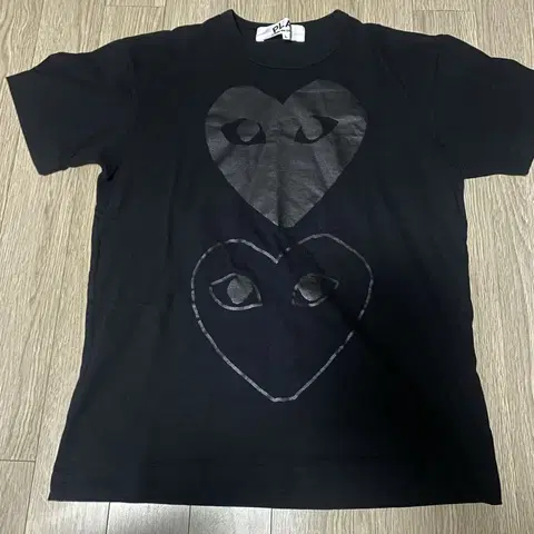 꼼데가르송 플레이 반팔 티셔츠 L 사이즈