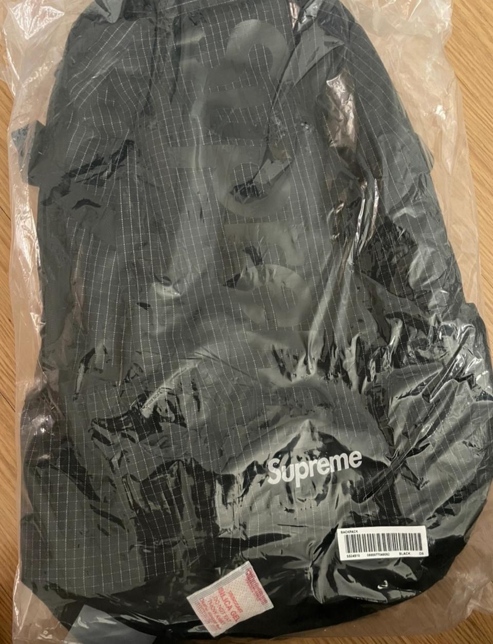 슈프림 백팩 24SS