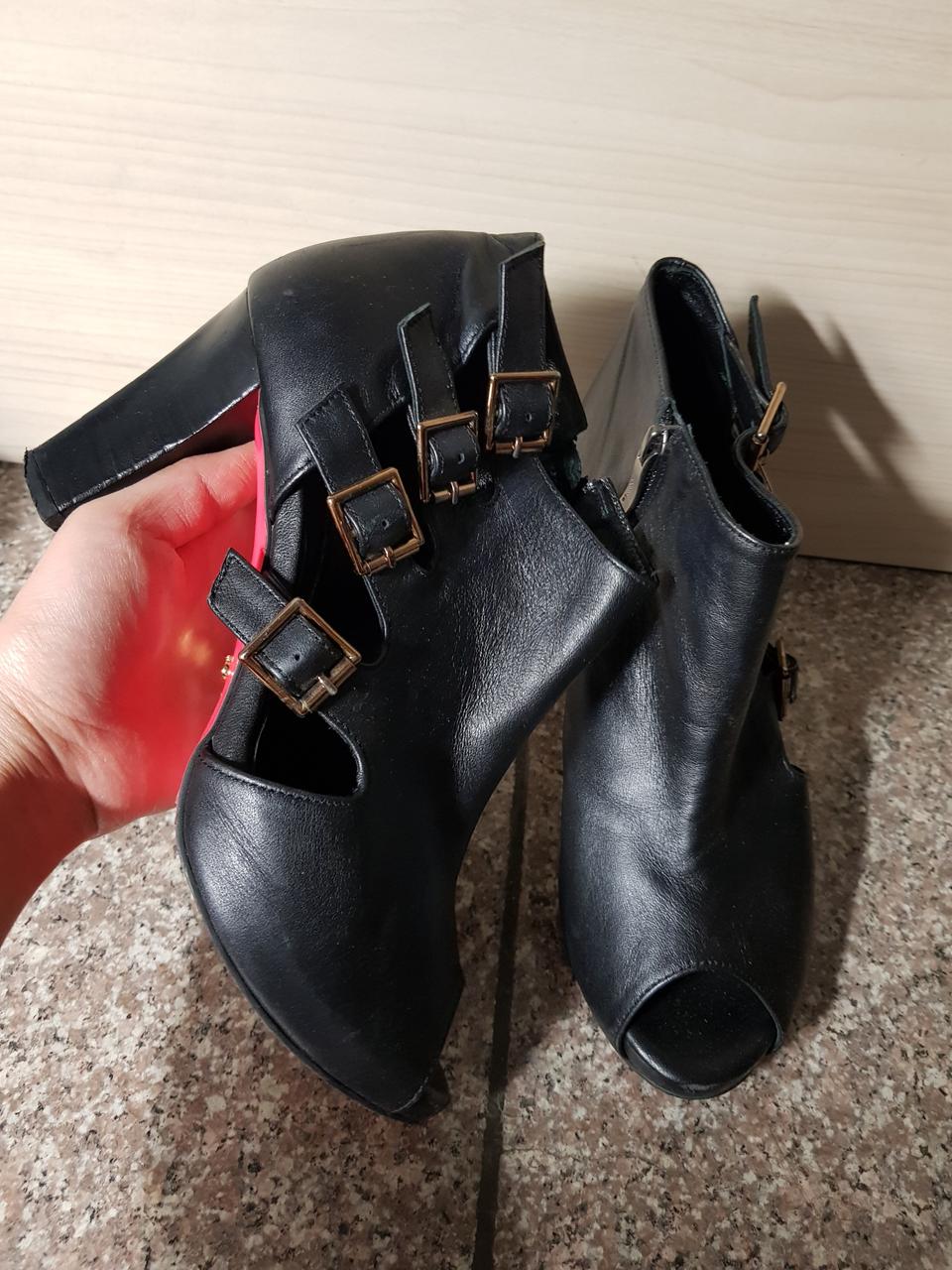 40만원대 전지현구두 슈콤마보니 구두