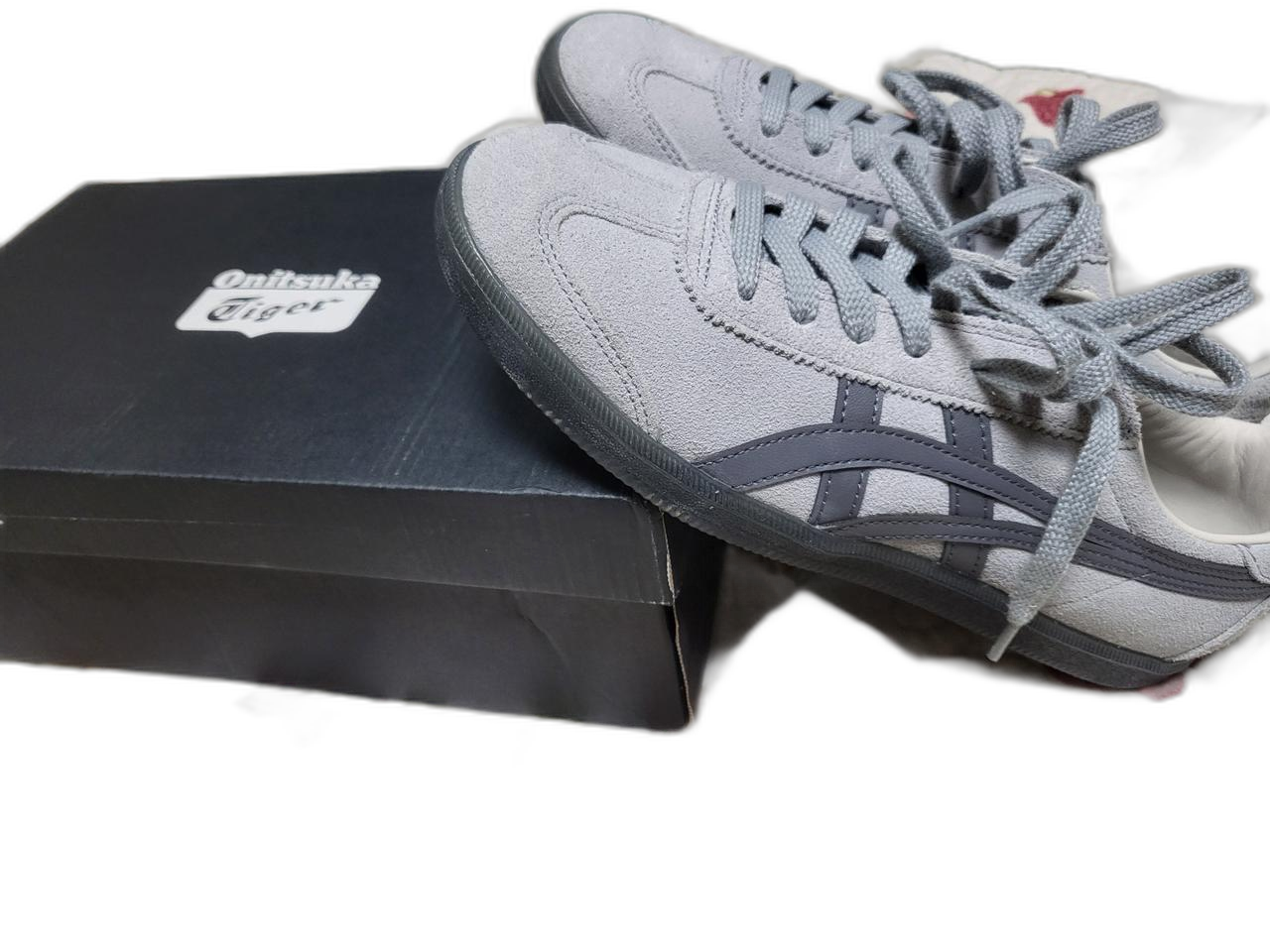 오니츠카 타이거 도쿠텐 그레이 남여공용