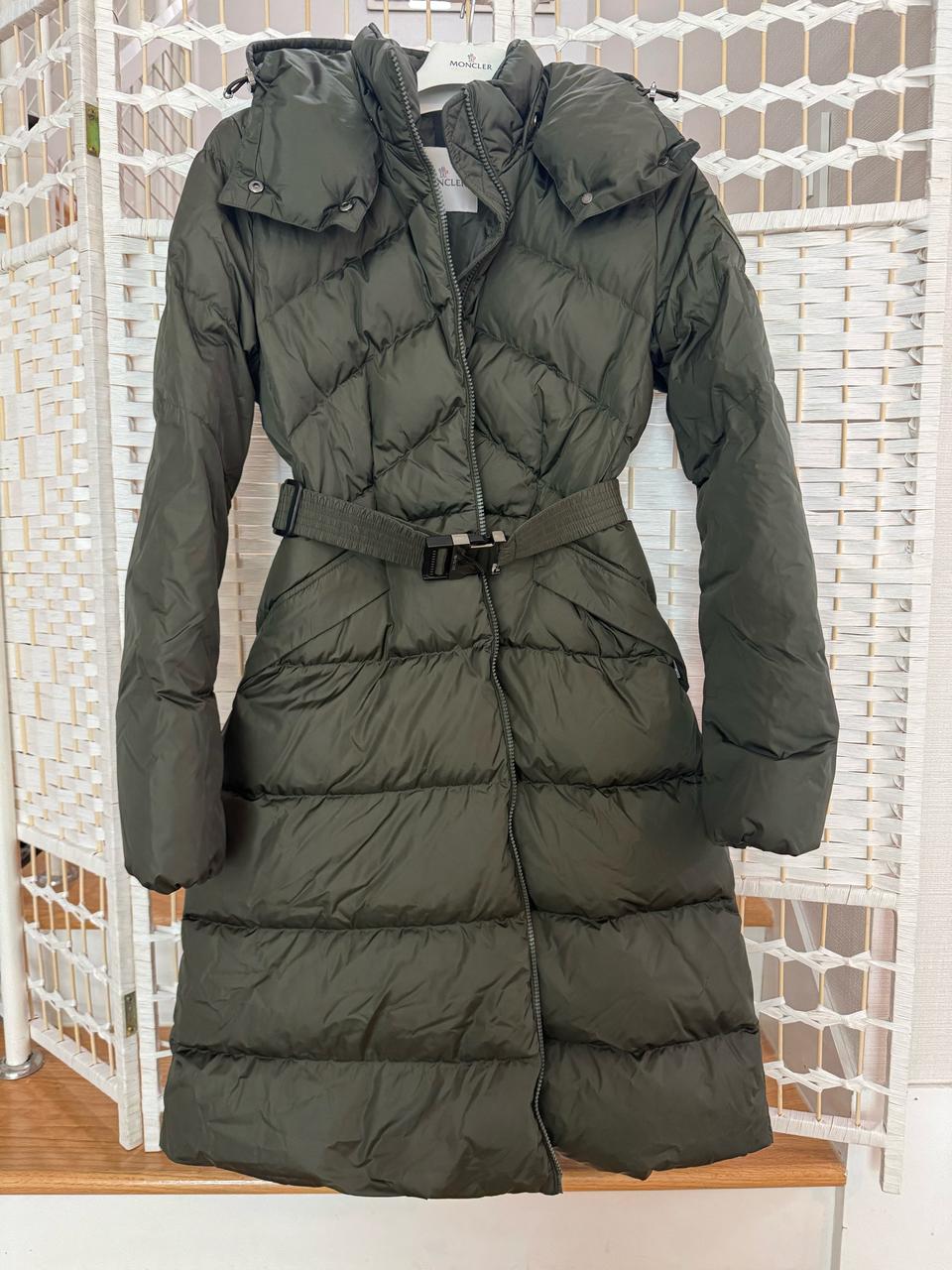 몽클레어 아고트