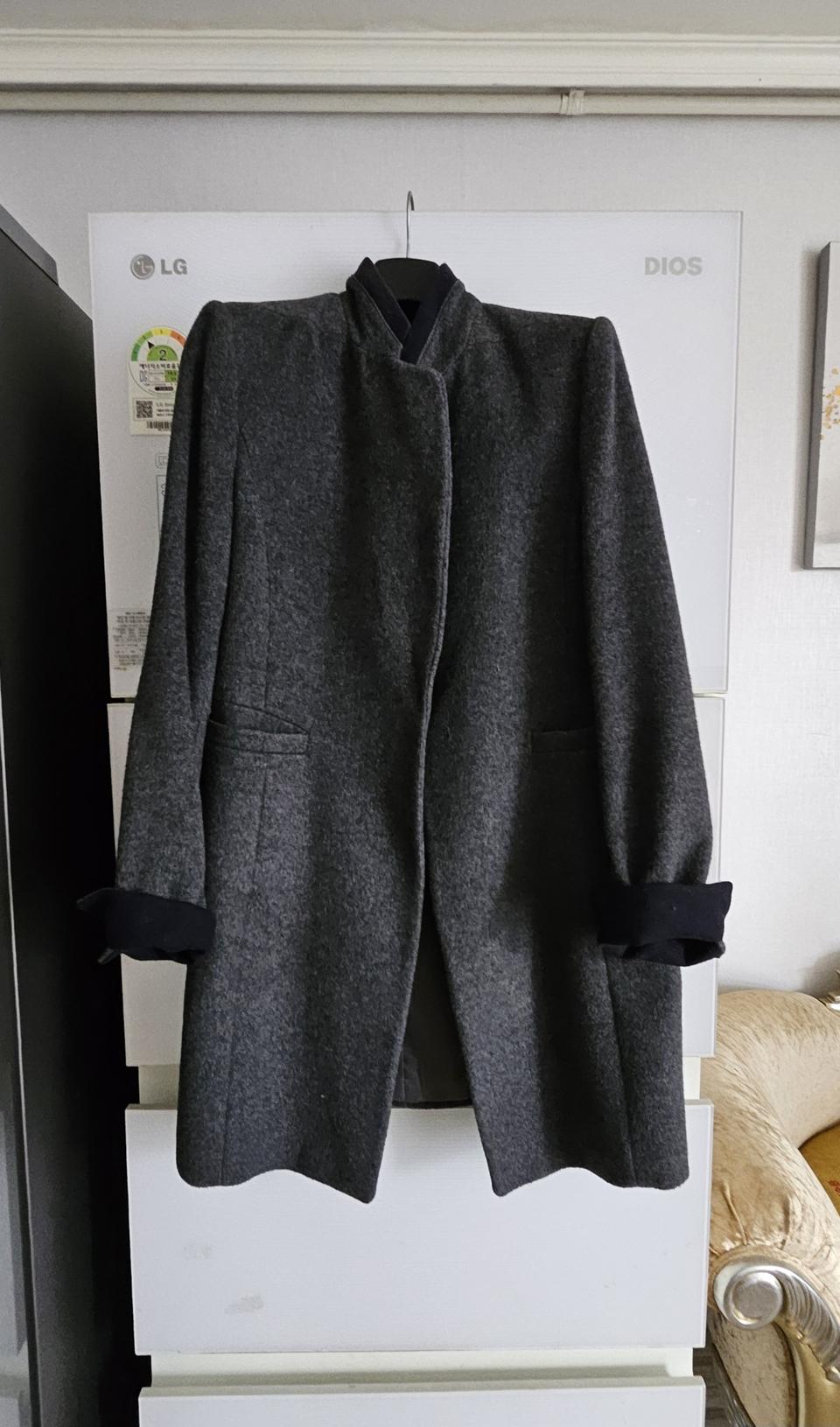 강남백화점 모직코트 66사이즈