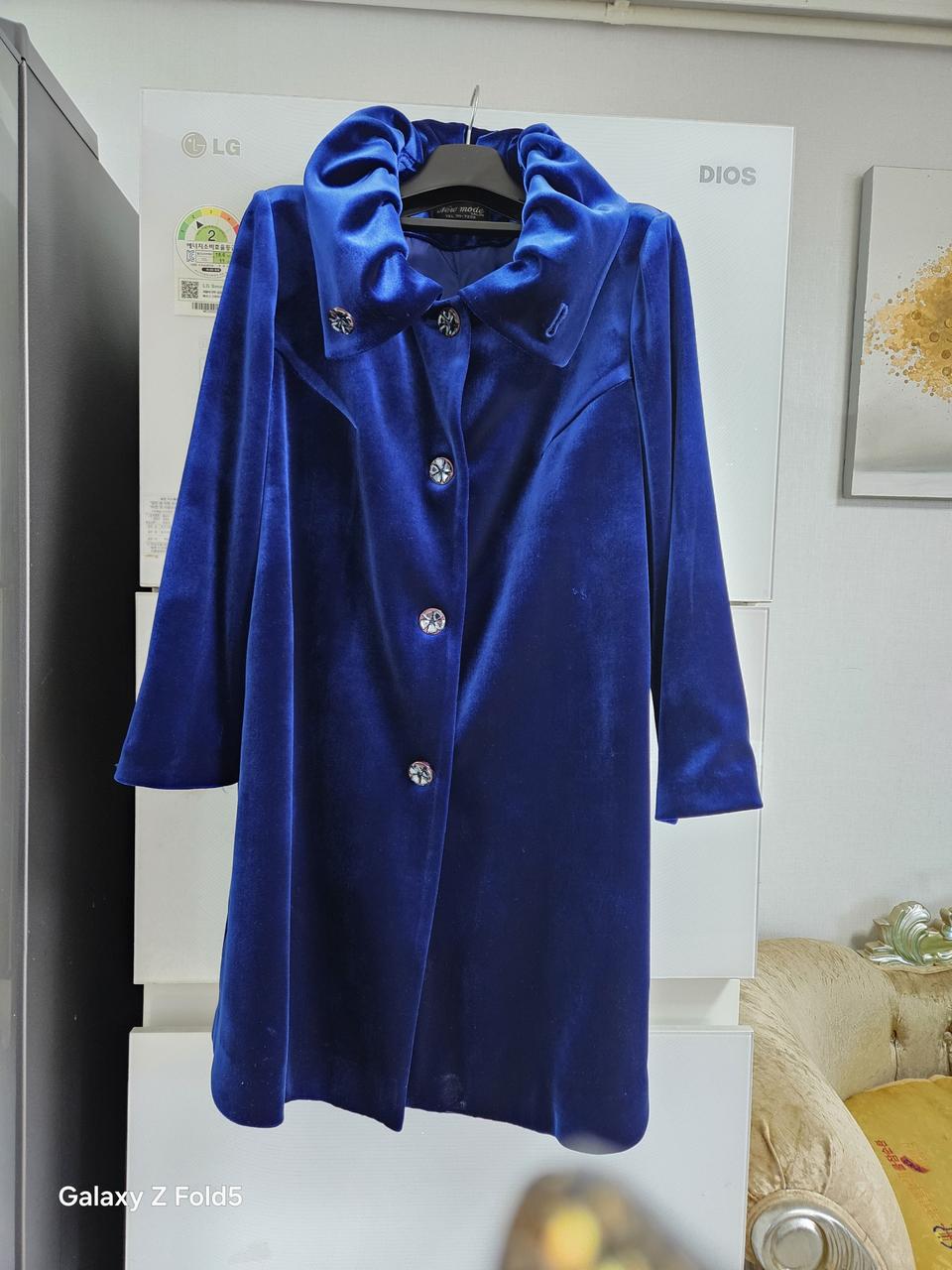 의상실 맞춤 명품 벨벳 코트 66사이즈