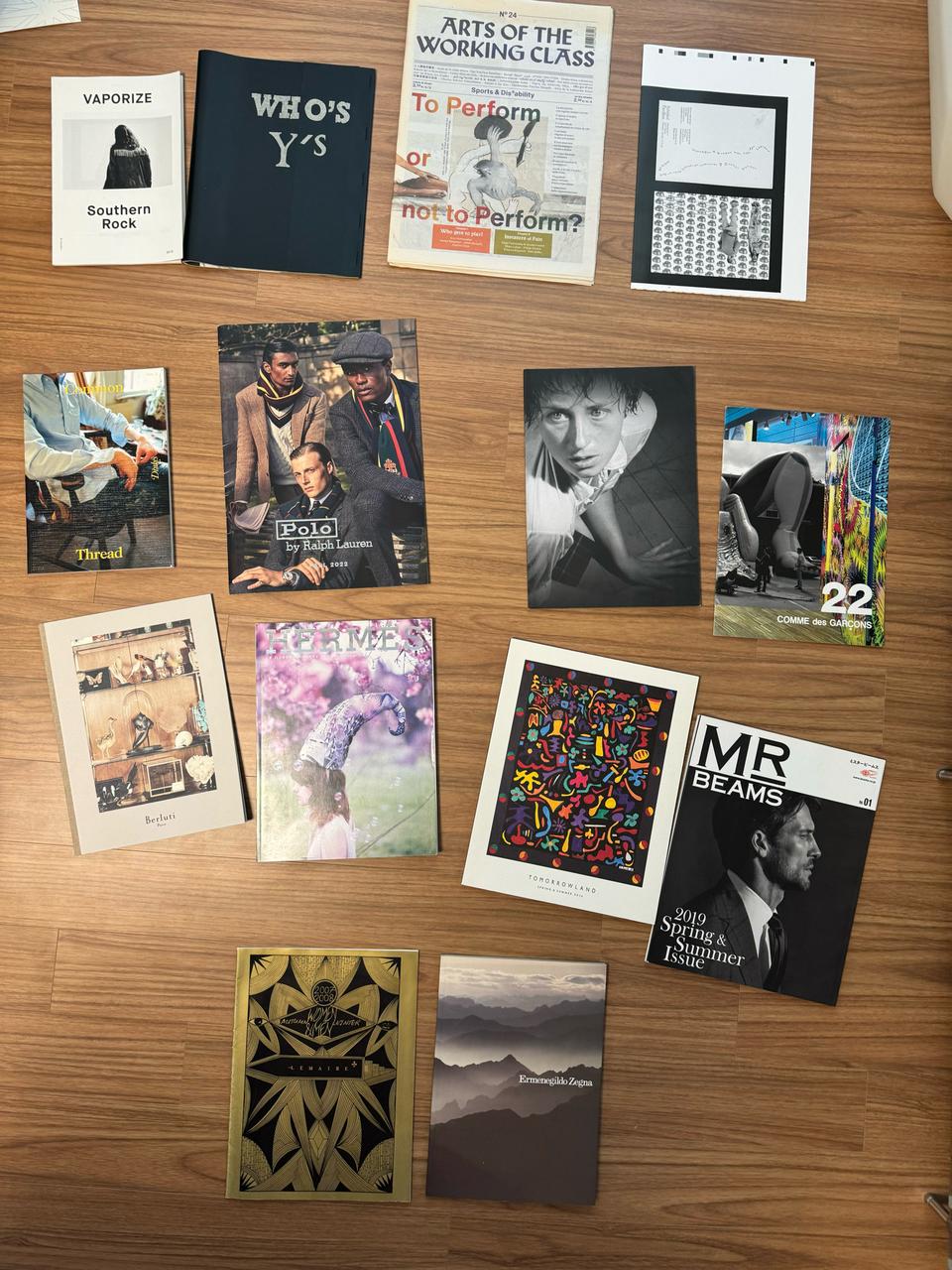 해외브랜드 룩북 에르메스매거진 르메르 블레스 꼴데가르송 벨루티 폴로