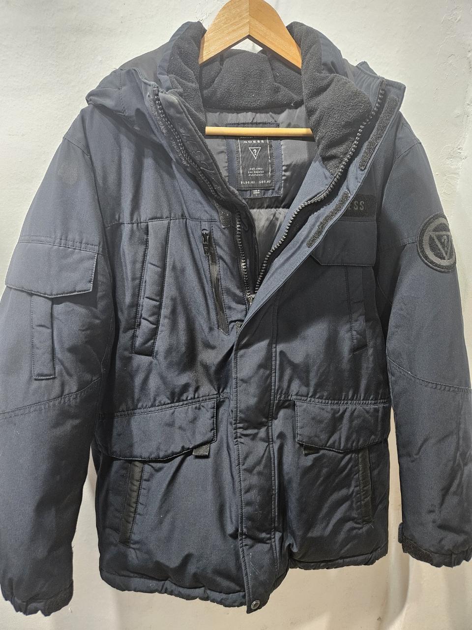 게스 패딩 남 L 사이즈