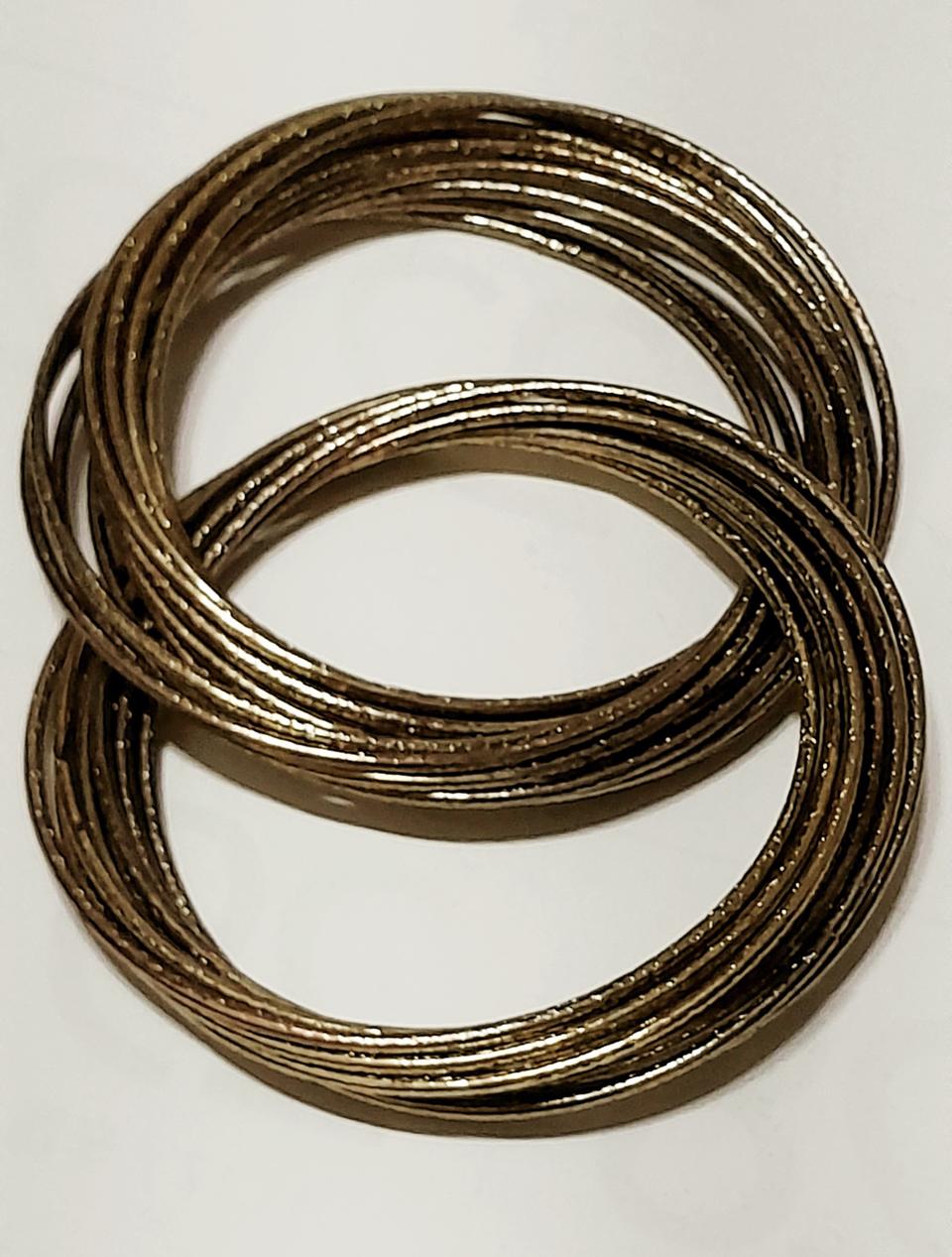 세련된 뱅글링팔찌