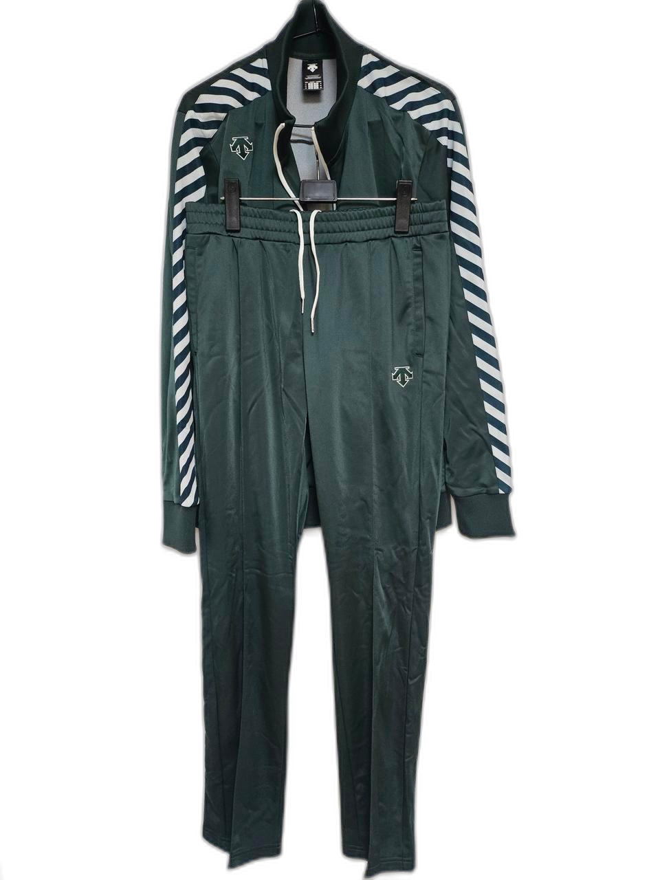 DESCENTE 트레이닝복 한세트