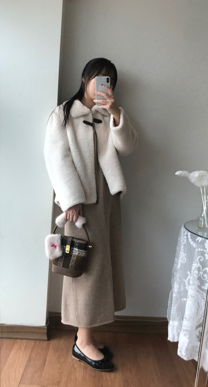 페이크 퍼  버클자켓