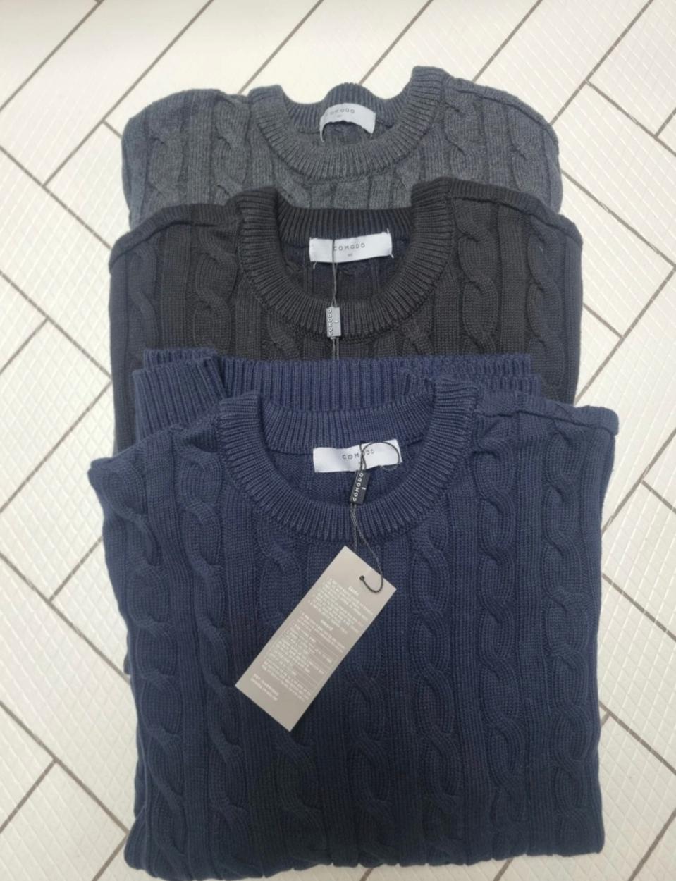코모도 스웨터 3가지 다~ 드립니다. 꽈배기 니트