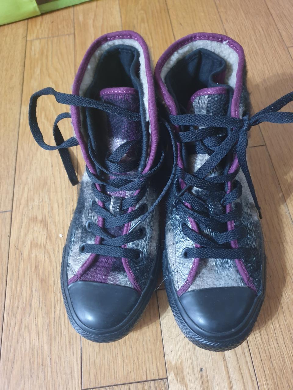 새상품)컨버스운동화 겨울운동화 사이즈230