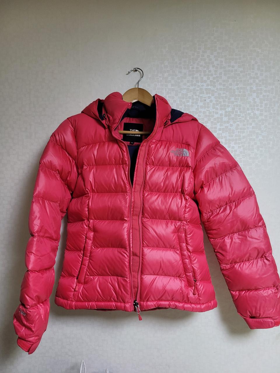 여자 노스페이스 패딩 85 m사이즈 세탁완료