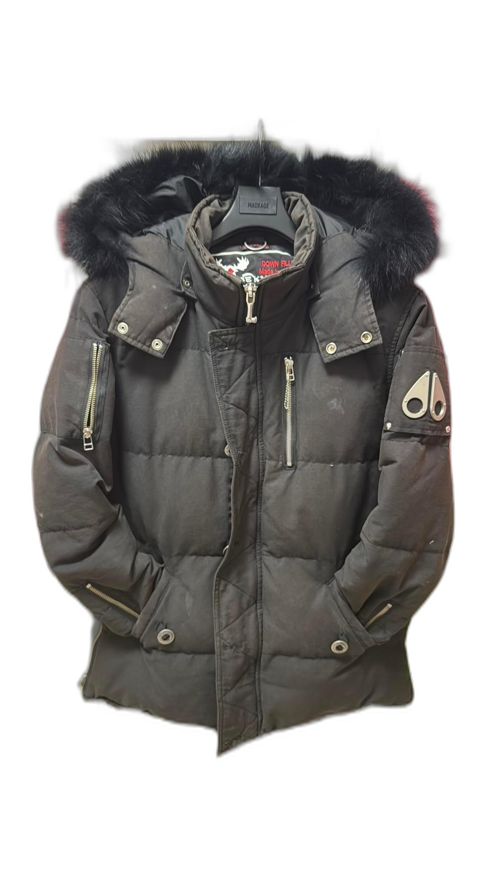 무스너클 쓰리쿼터