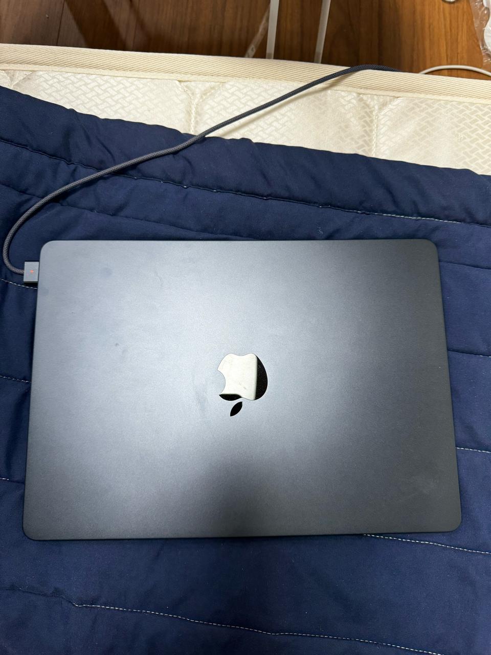 맥북에어 M3 256GB