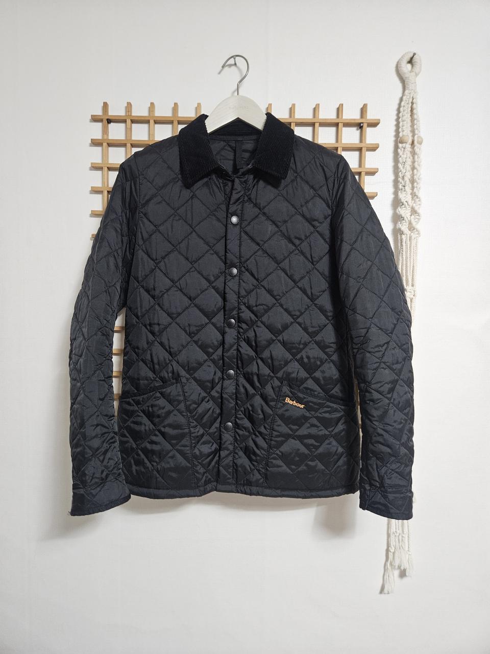 S급/ 바버 퀄팅경량 패딩 사이즈 M 국내/100